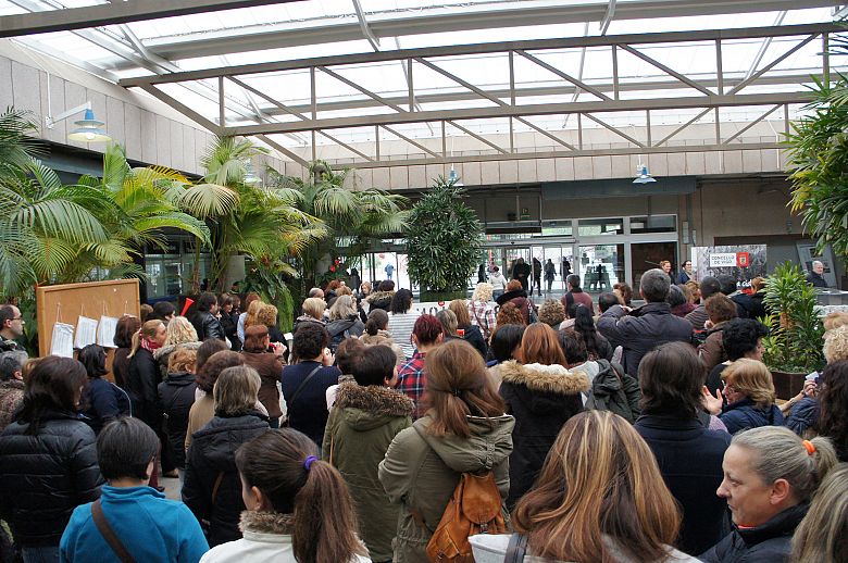 2016 01 19 ProtestaImpagosLinorsaConcelloVigo02.JPG